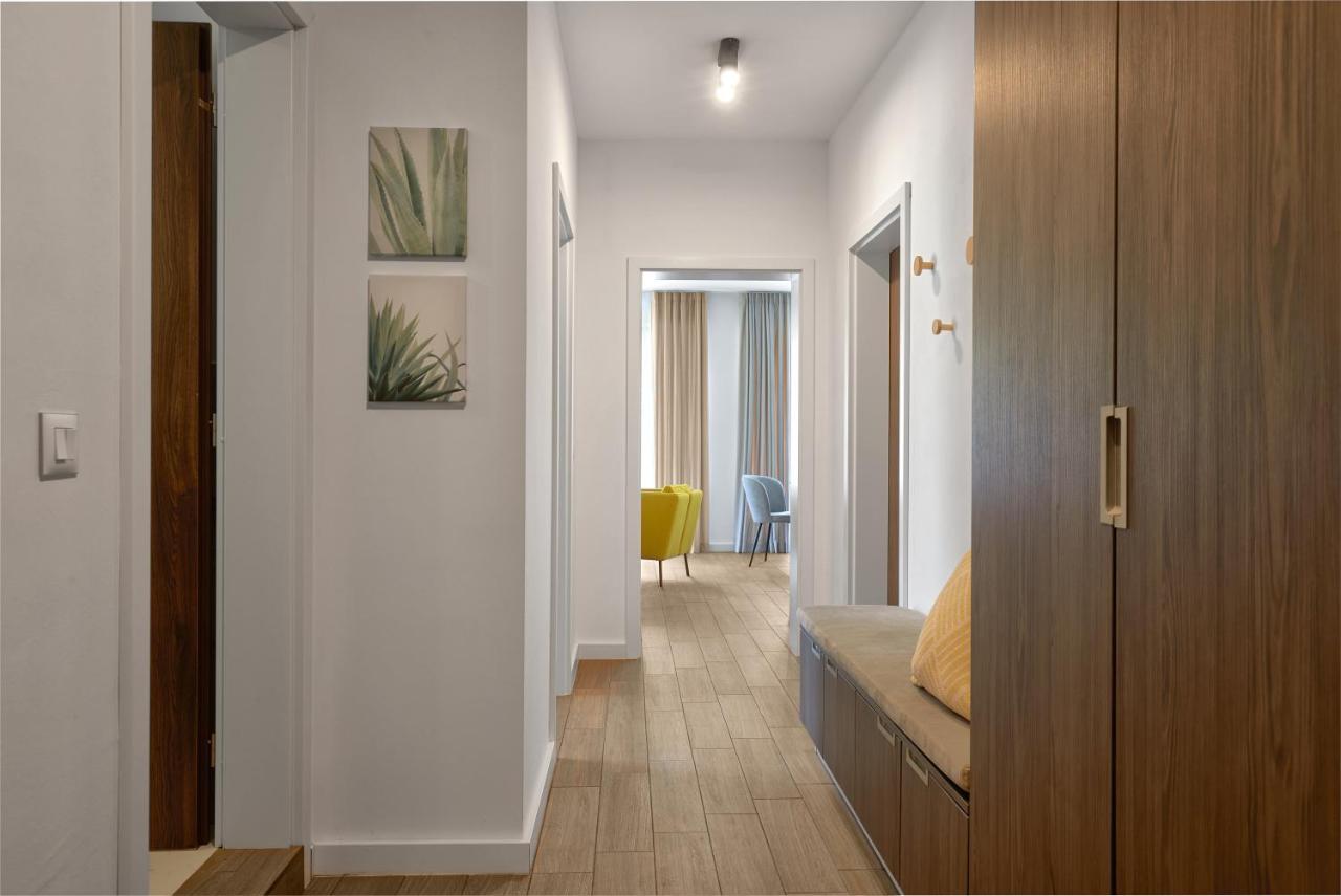 The Luxury Flat Apartment อัคโตโปล ภายนอก รูปภาพ