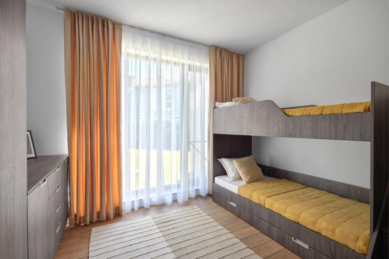 The Luxury Flat Apartment อัคโตโปล ภายนอก รูปภาพ